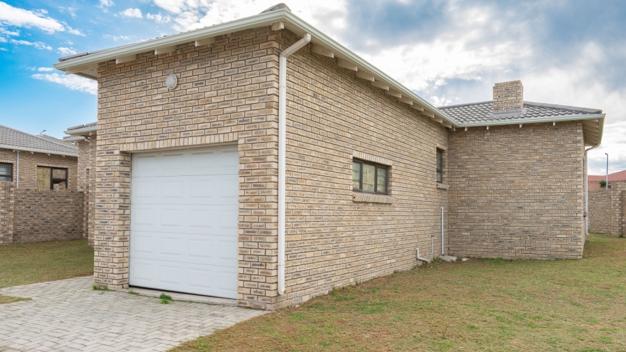 3 Bedroom Property for Sale in Bluewater Bay Eastern Cape
